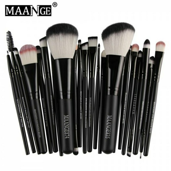 22 Piece Brush Set